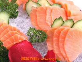 三文鱼能生吃吗 生吃三文鱼会感染寄生虫吗_海鲜食材_做法,功效与作用,营养价值